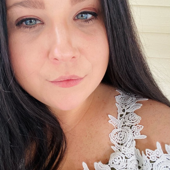 Meet your Posher, Maria - Picture 1 of 1